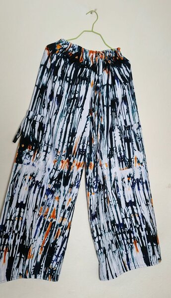 Pantalon ample en tissu imprimé