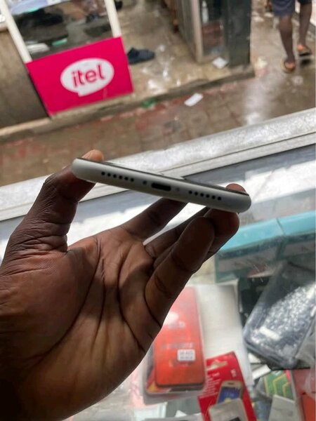 iPhone 11 Blanc Reconditionné