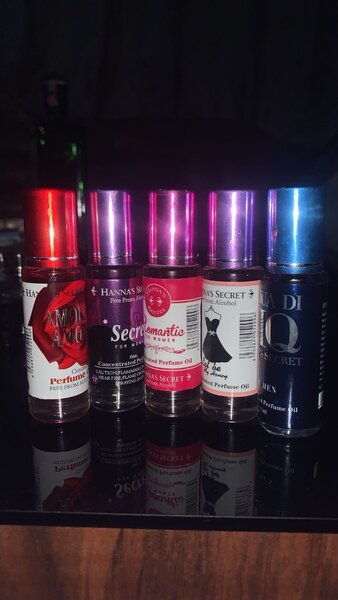 Perfume oil