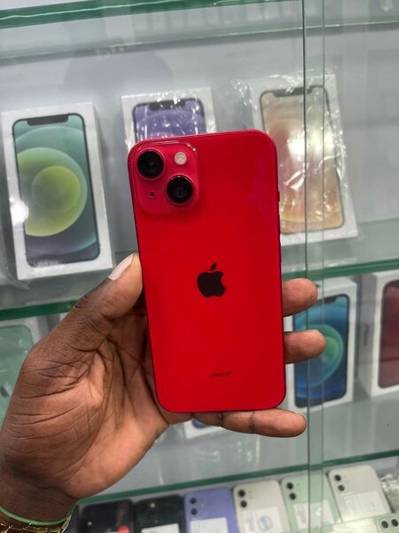 iPhone 13