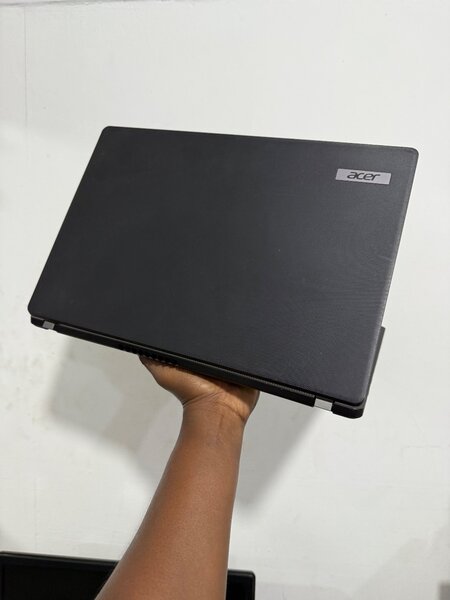 ACER  P215 CORE i5 10ème gen
