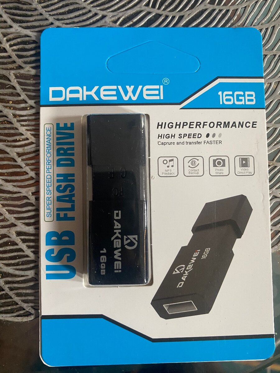 Clé USB 2.0 Dakewei 16 Go