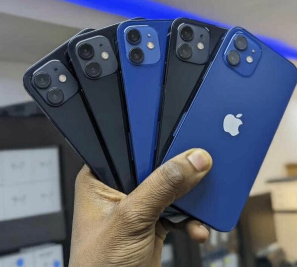 iPhone 12