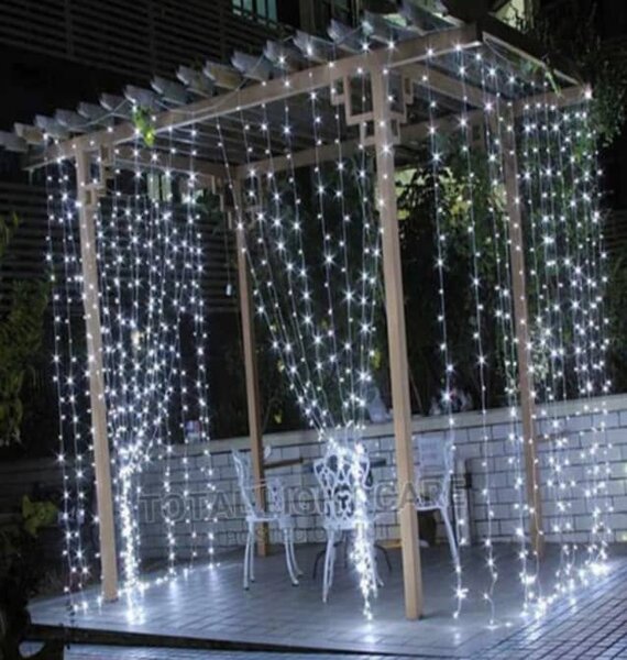 Curtain lighting