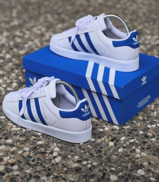 Adidas authentiques