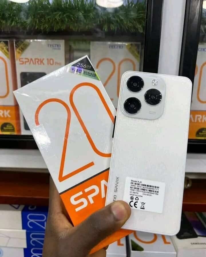 Smartphone Tecno Spark 20