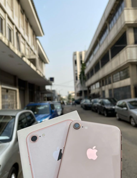 iPhone 8 