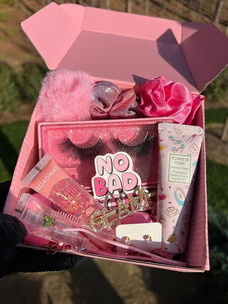 Kit maquillage et accessoires