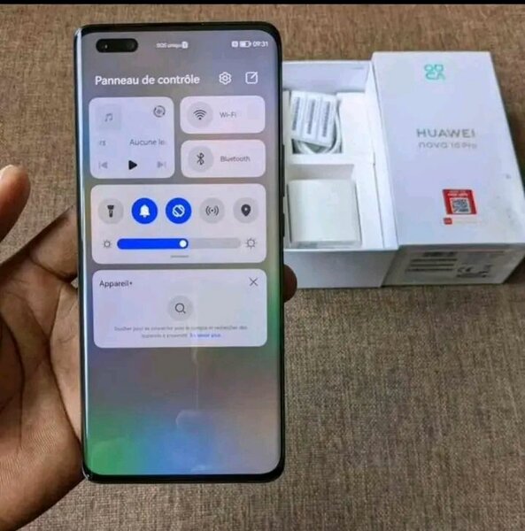 Huawei Nova 10 Pro Smartphone