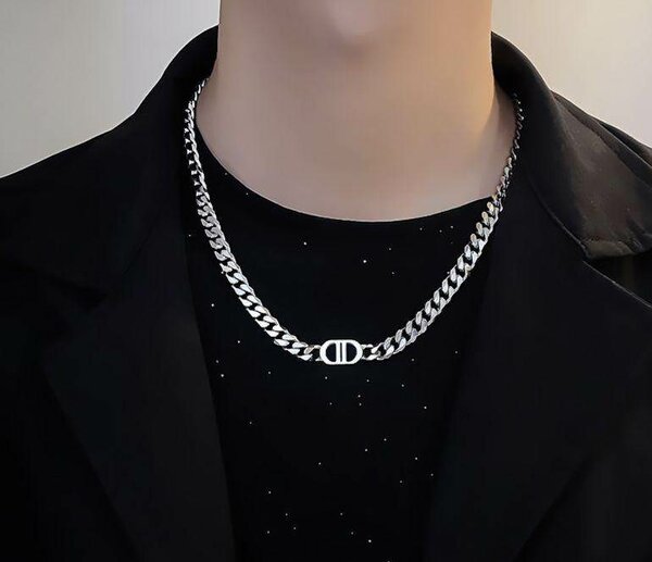 Fashion Chains
