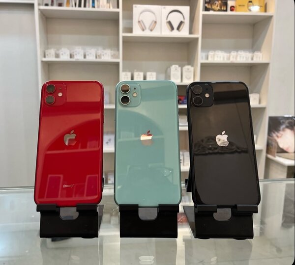 iPhone 11