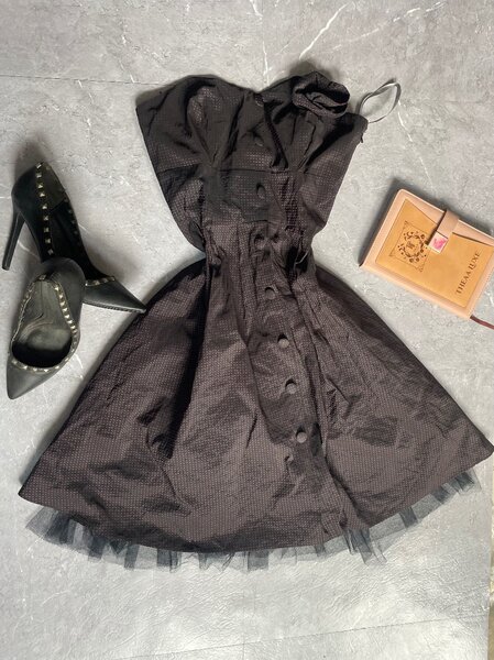 Female apparel