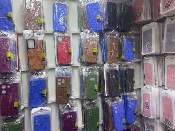 Muna's Phones Accss