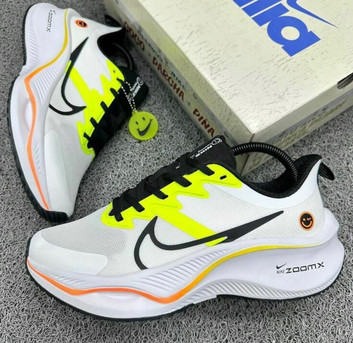 NIKE ZOOM X