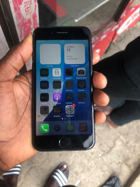 iPhone SE