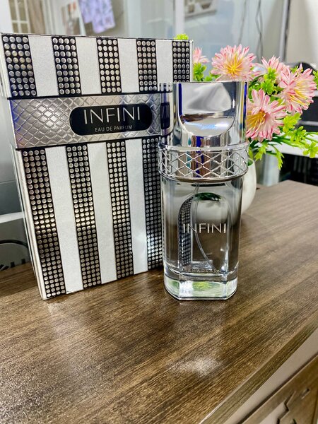 Infini" by Khadlaj