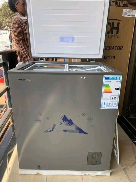 CHEST FREEZER