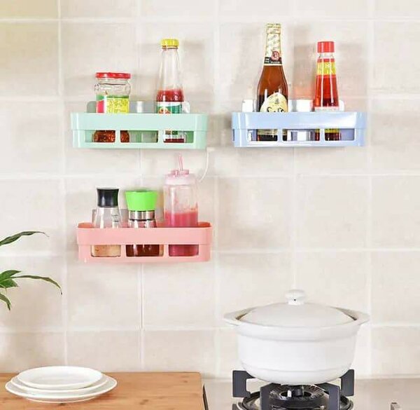 Un étagère murale de rangement