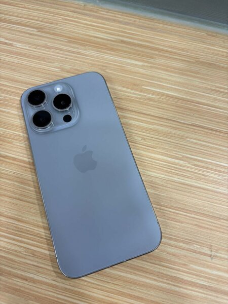 iPhone 15 Pro Max 256G Quasi