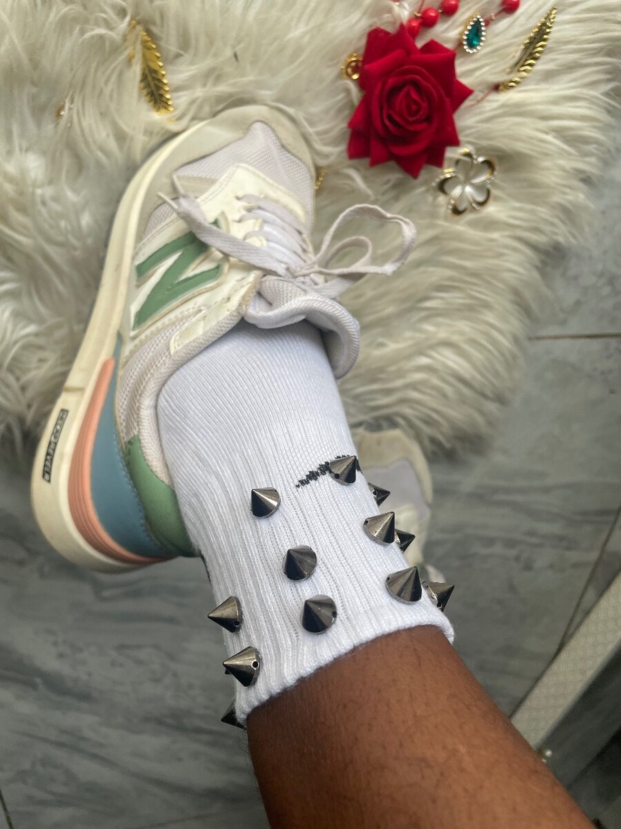 Chaussettes brodées élégantes