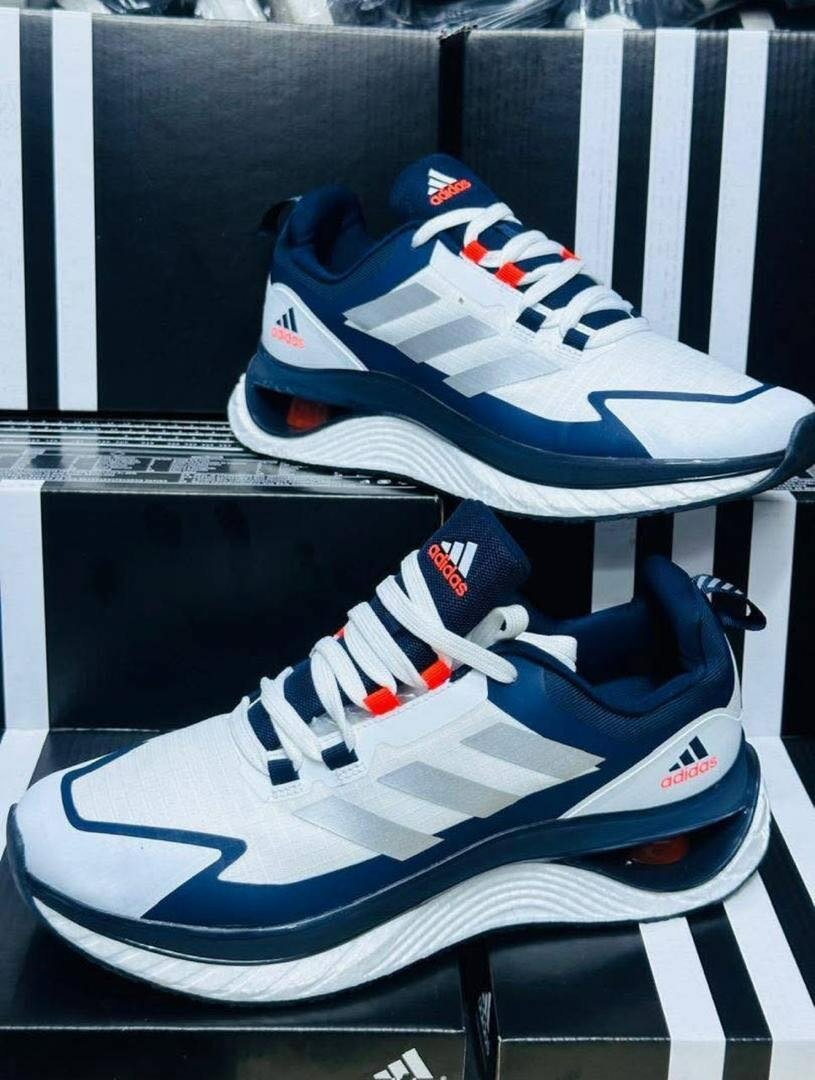 Chaussures de course Adidas modernes