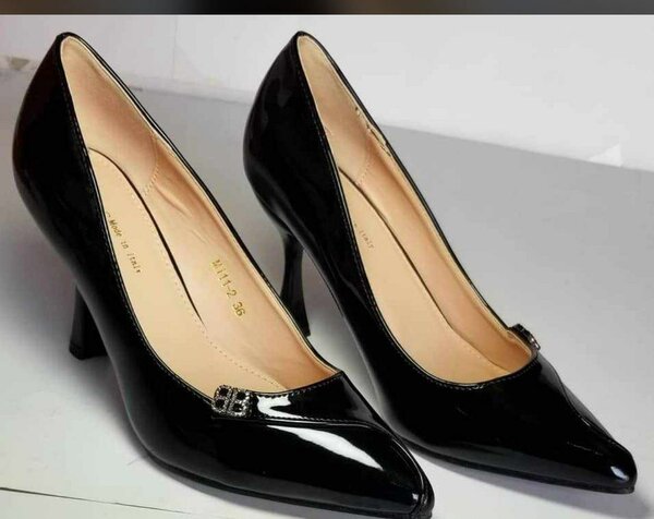 Office heels