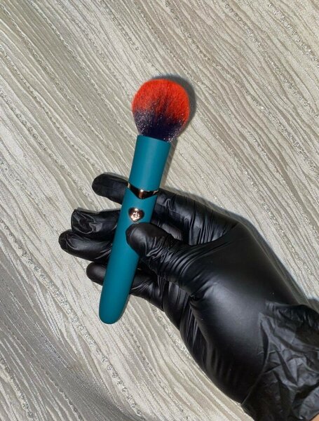 Discreet Vibrator