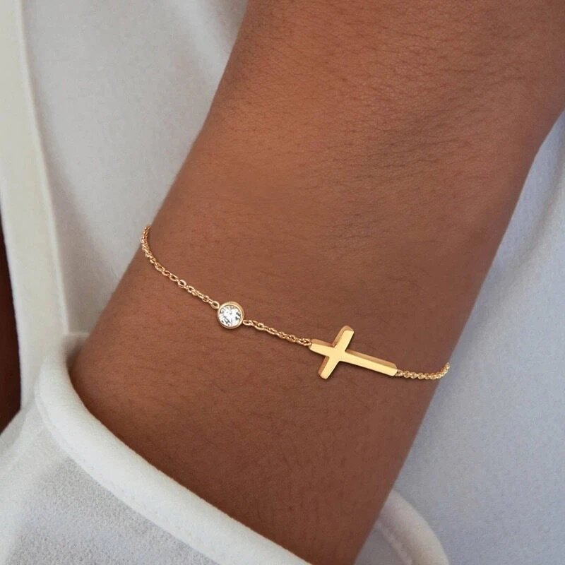 Hand bracelet