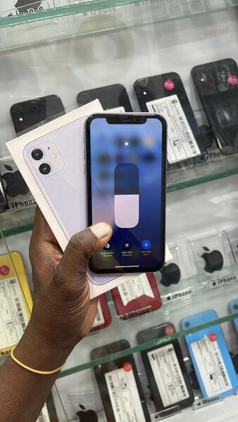 iPhone 11