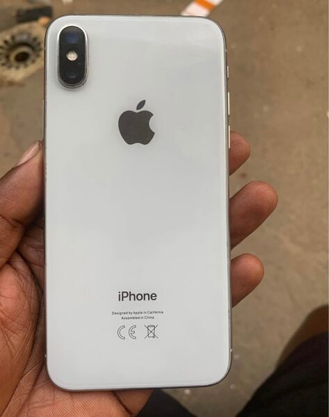 iPhone X