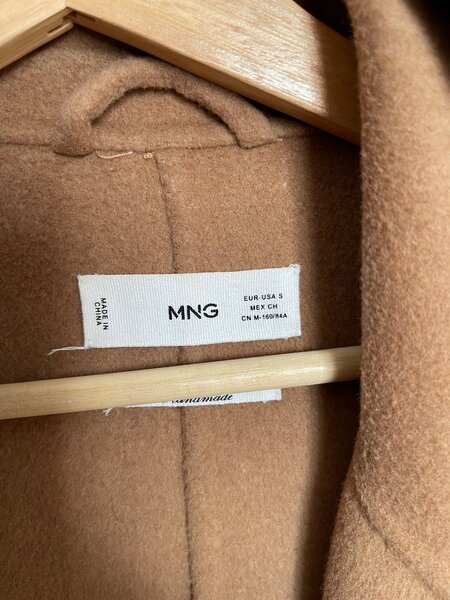 Пальто mango