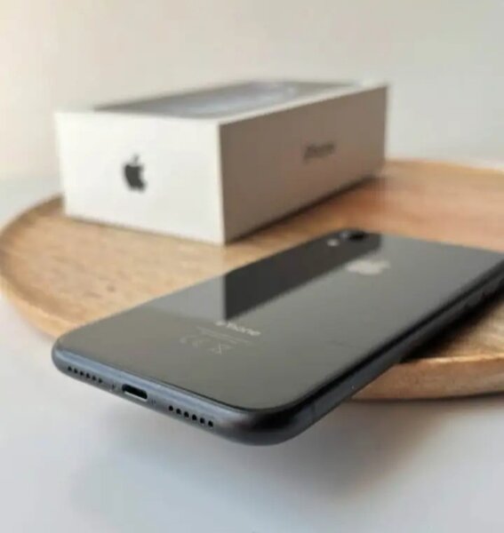 iPhone XR - 128GB
