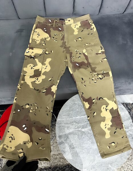 Straight jeans