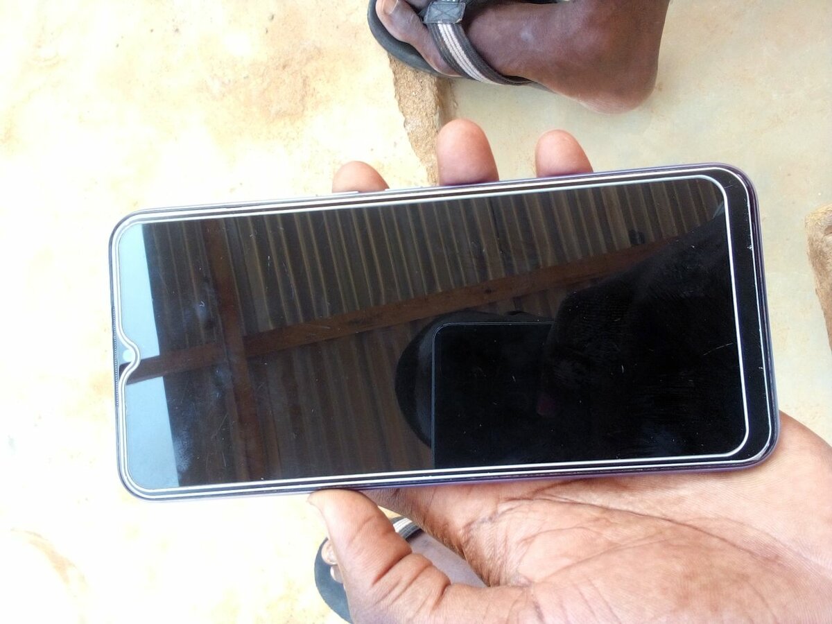 Tecno Spark 8C