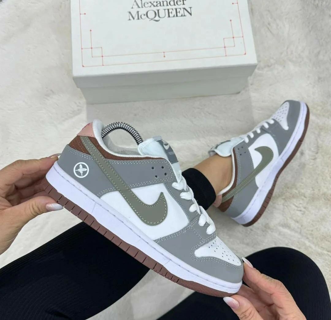 NIKE SB