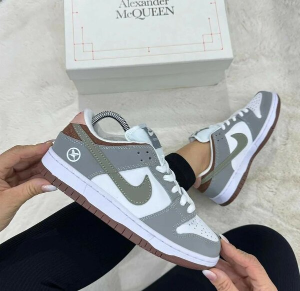 NIKE SB