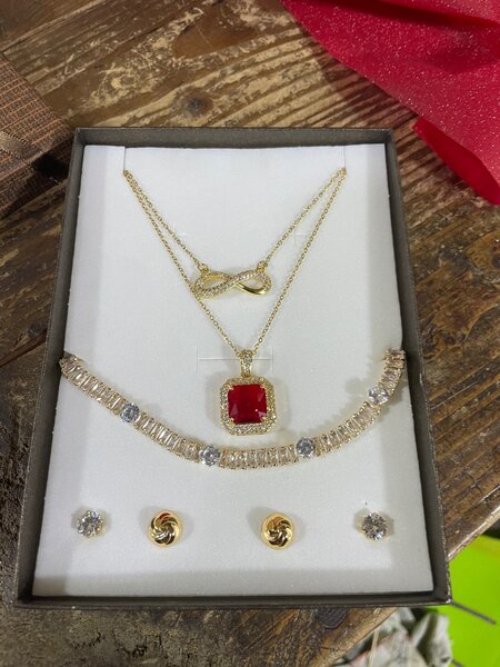 Jewelry set