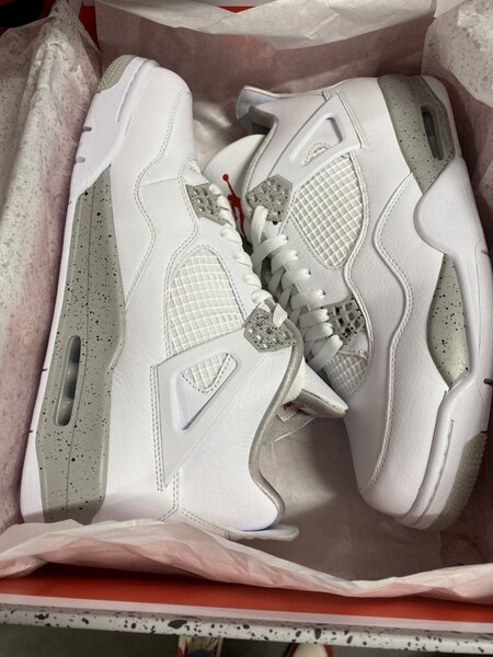Jordan 4