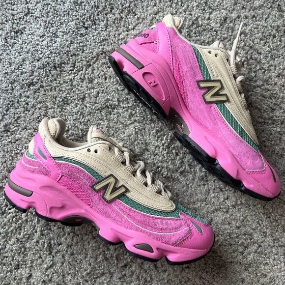 NEW BALANCE 1000