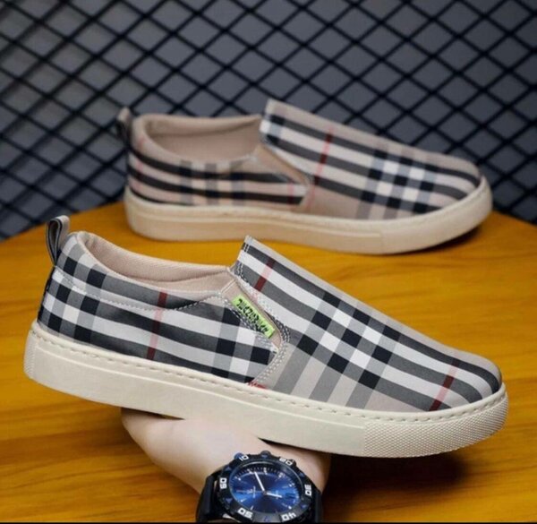 Easy wear shoes
