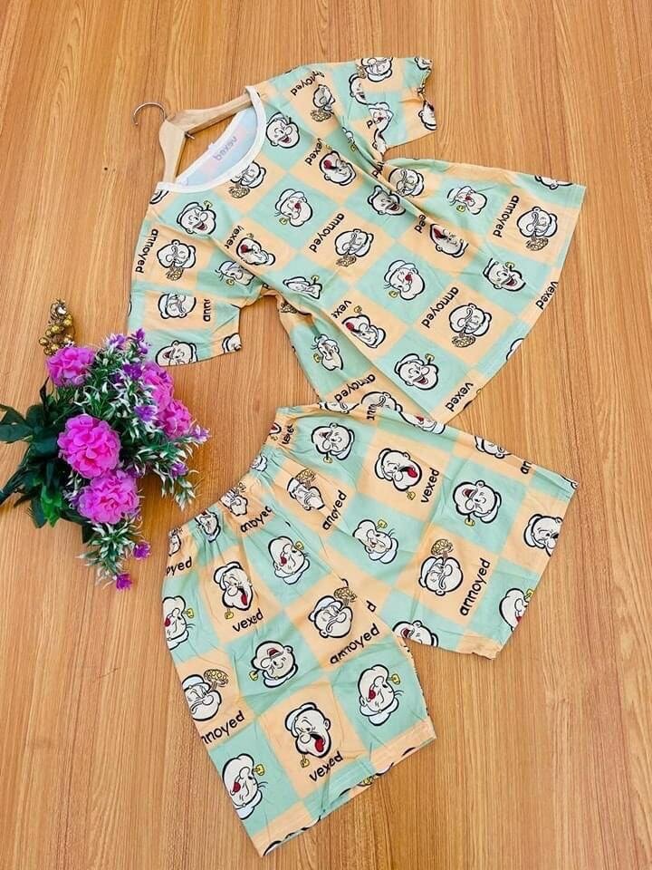 Ladies Top and Down