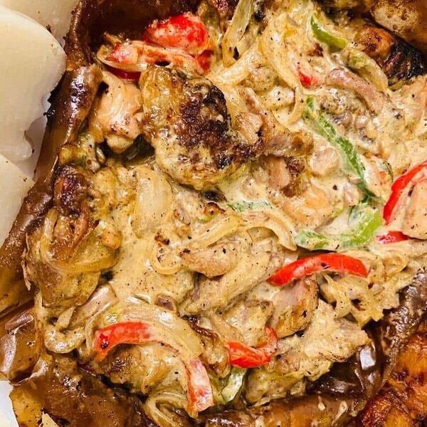Poulet à la crème épicée
