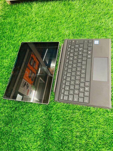 SURFACE PRO 5