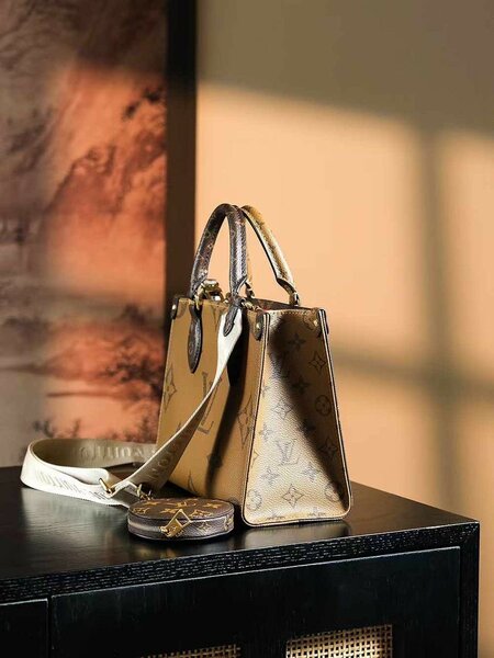 Ladies bag