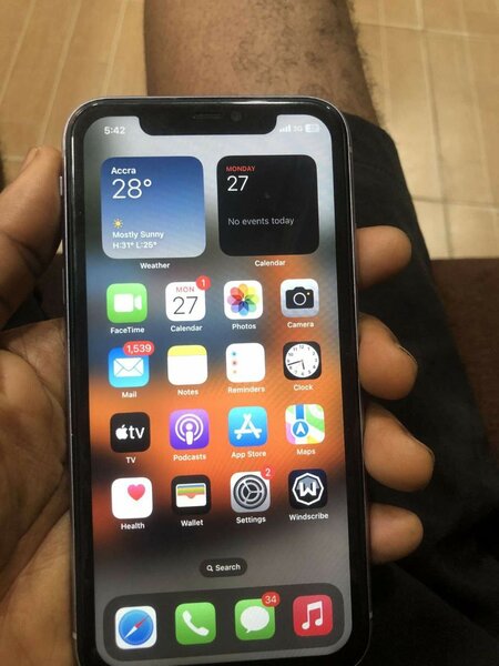 iPhone 11