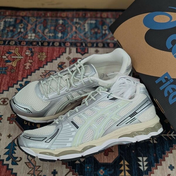 ASICS SNEAKER