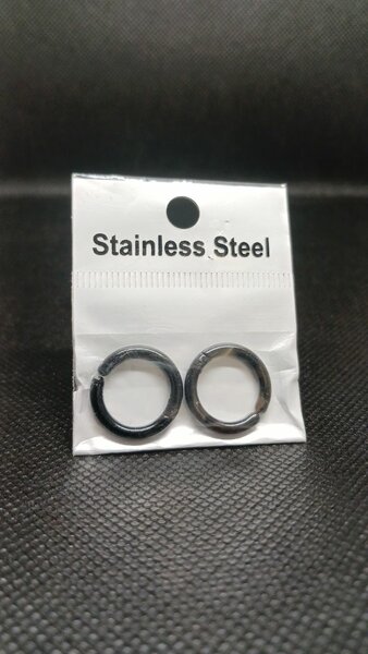 Magnetic earring
