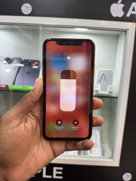 iPhone XR
