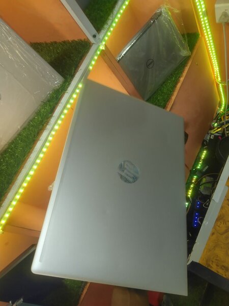 HP LAPTOP