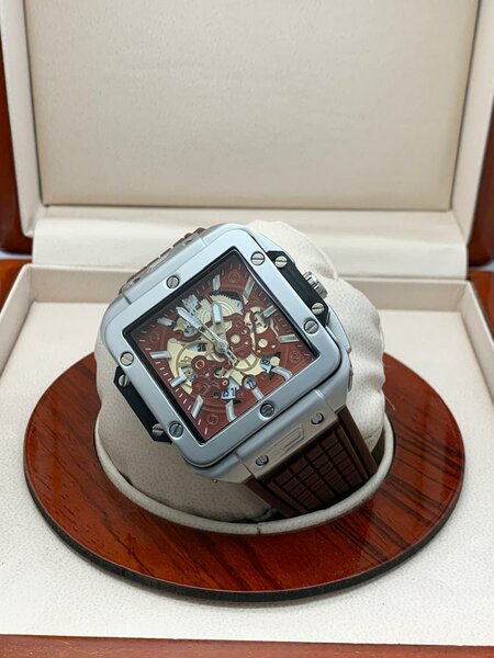 Men Watch